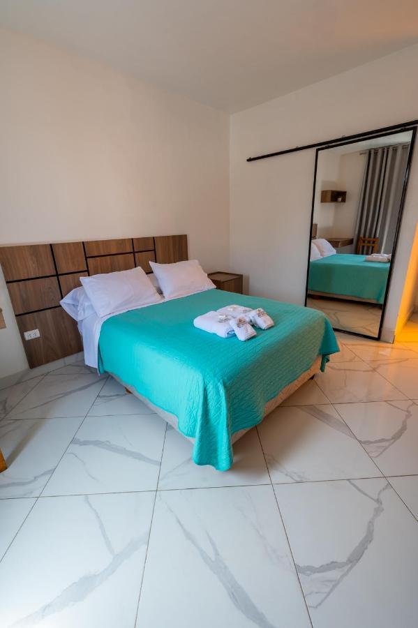 Los Esteros Hostal ฮวนชาโก ภายนอก รูปภาพ