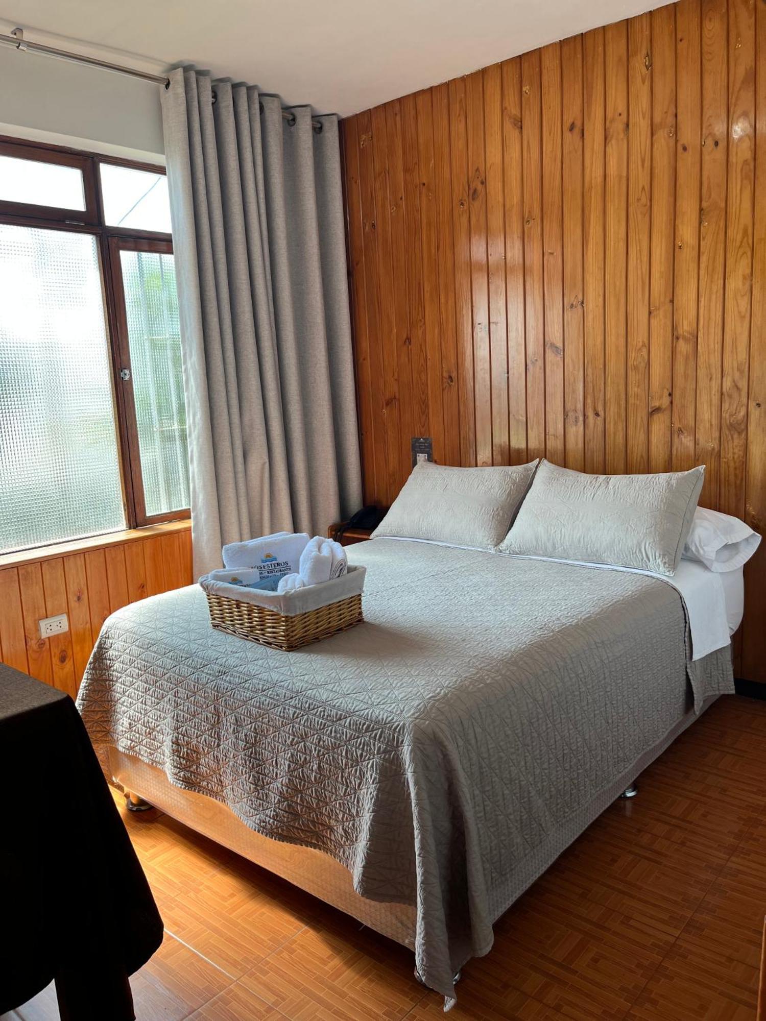 Los Esteros Hostal ฮวนชาโก ภายนอก รูปภาพ
