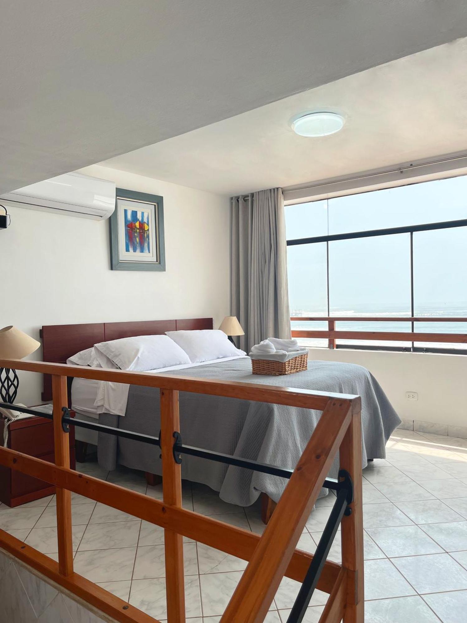 Los Esteros Hostal ฮวนชาโก ภายนอก รูปภาพ