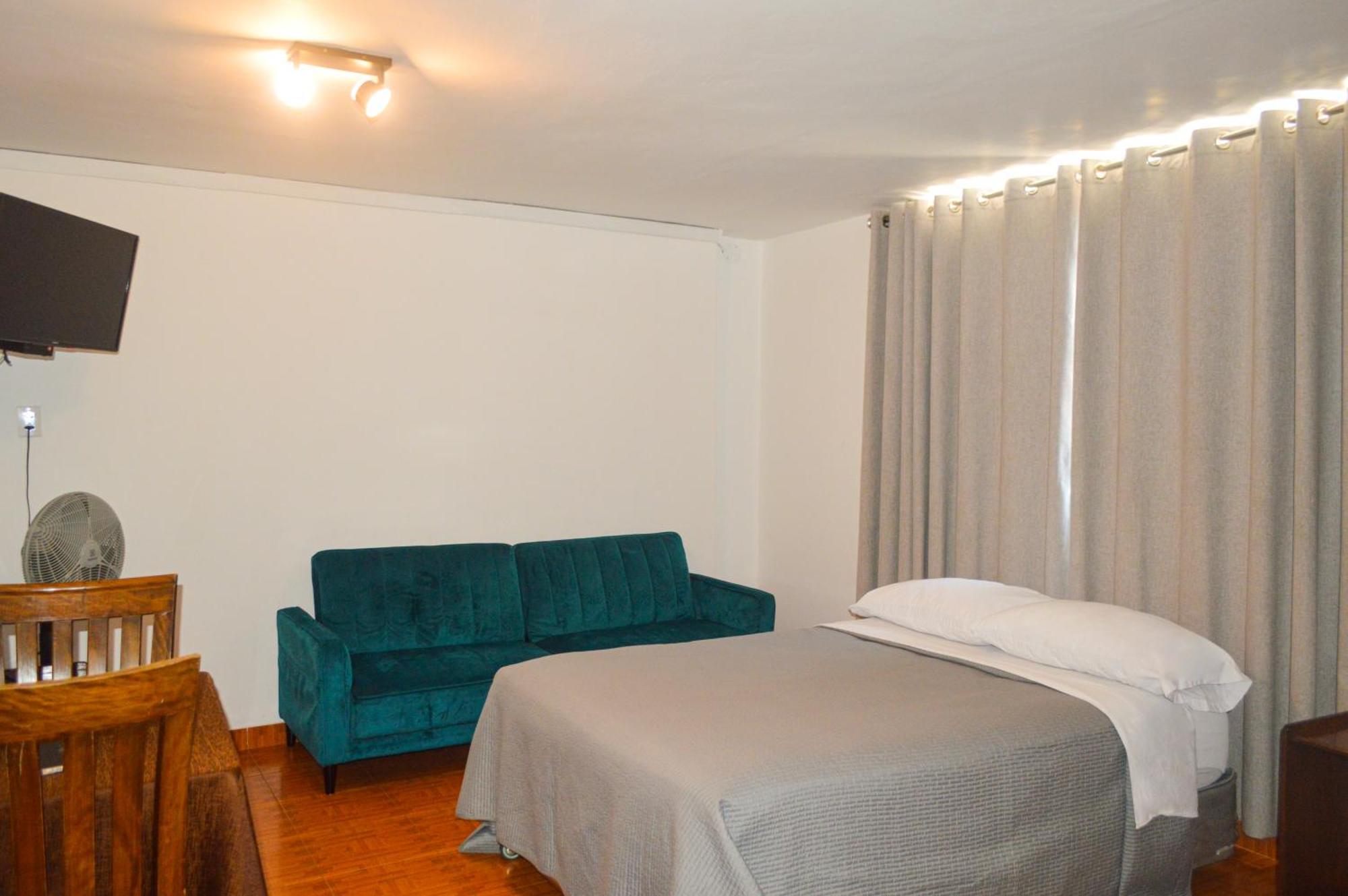 Los Esteros Hostal ฮวนชาโก ภายนอก รูปภาพ