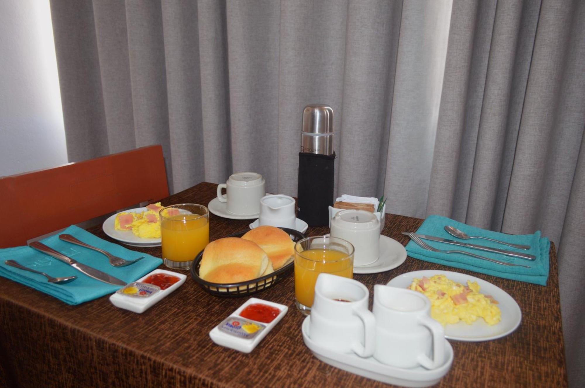 Los Esteros Hostal ฮวนชาโก ภายนอก รูปภาพ